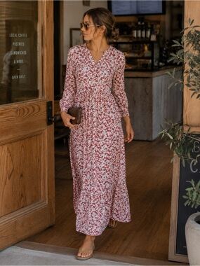 Universal Thread Pink Floral V-Neck Maxi Dress